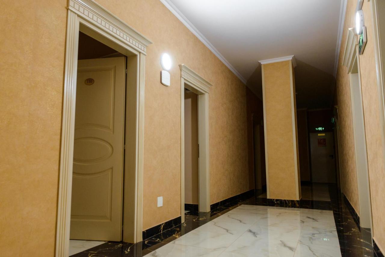 Little Orient Hotel Brăila Exterior photo