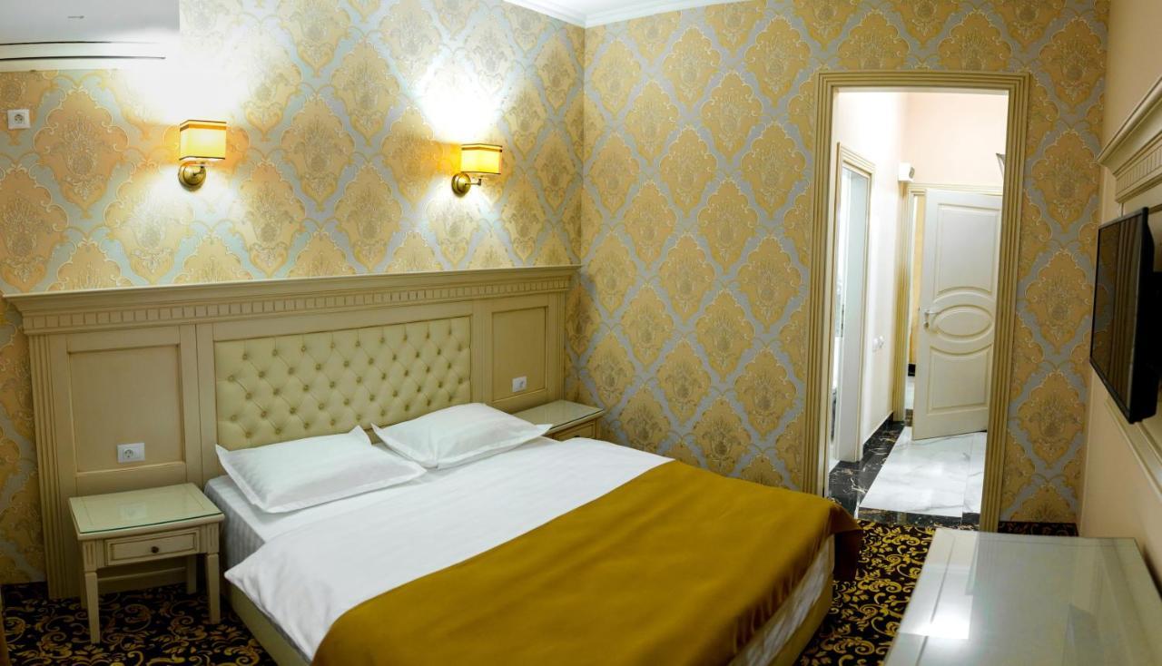 Little Orient Hotel Brăila Exterior photo